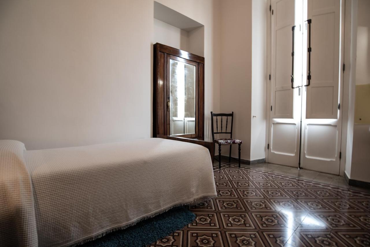 Hotel Aer Bj Vittoria กาญารี ภายนอก รูปภาพ